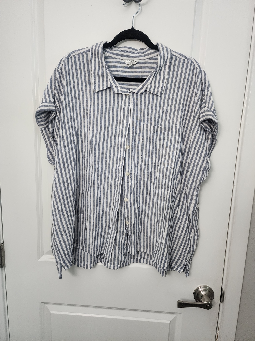 5/$30 Orvis Blue & White Stripe Linen  Button-Up Shirt